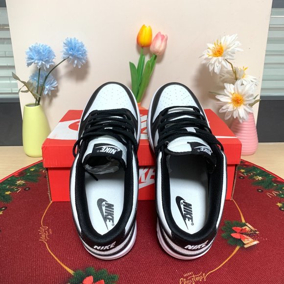 Women's Nike Dunk Low Panda Sneakers (Fast Shipping Delivery) - Picture 2 of 5